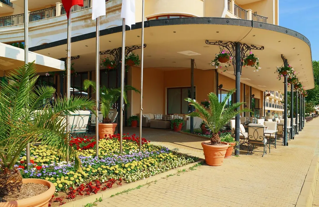 Admiral Hotel-1